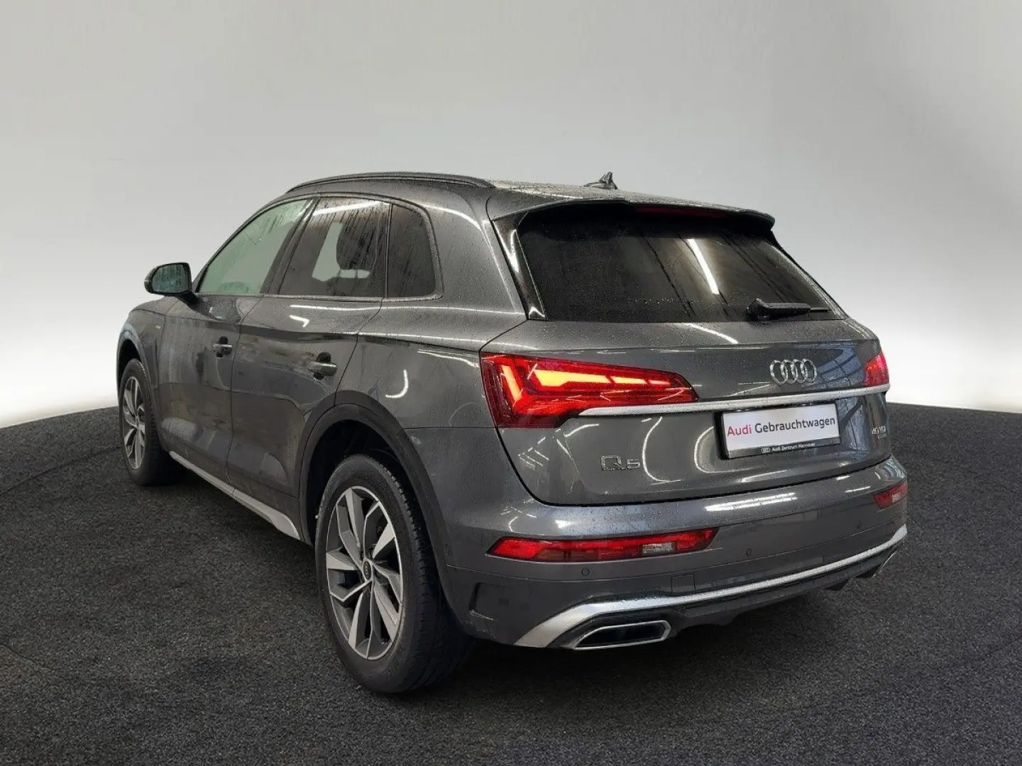 Q5 40 TDI S line quattro Matrix AHK Navi 360