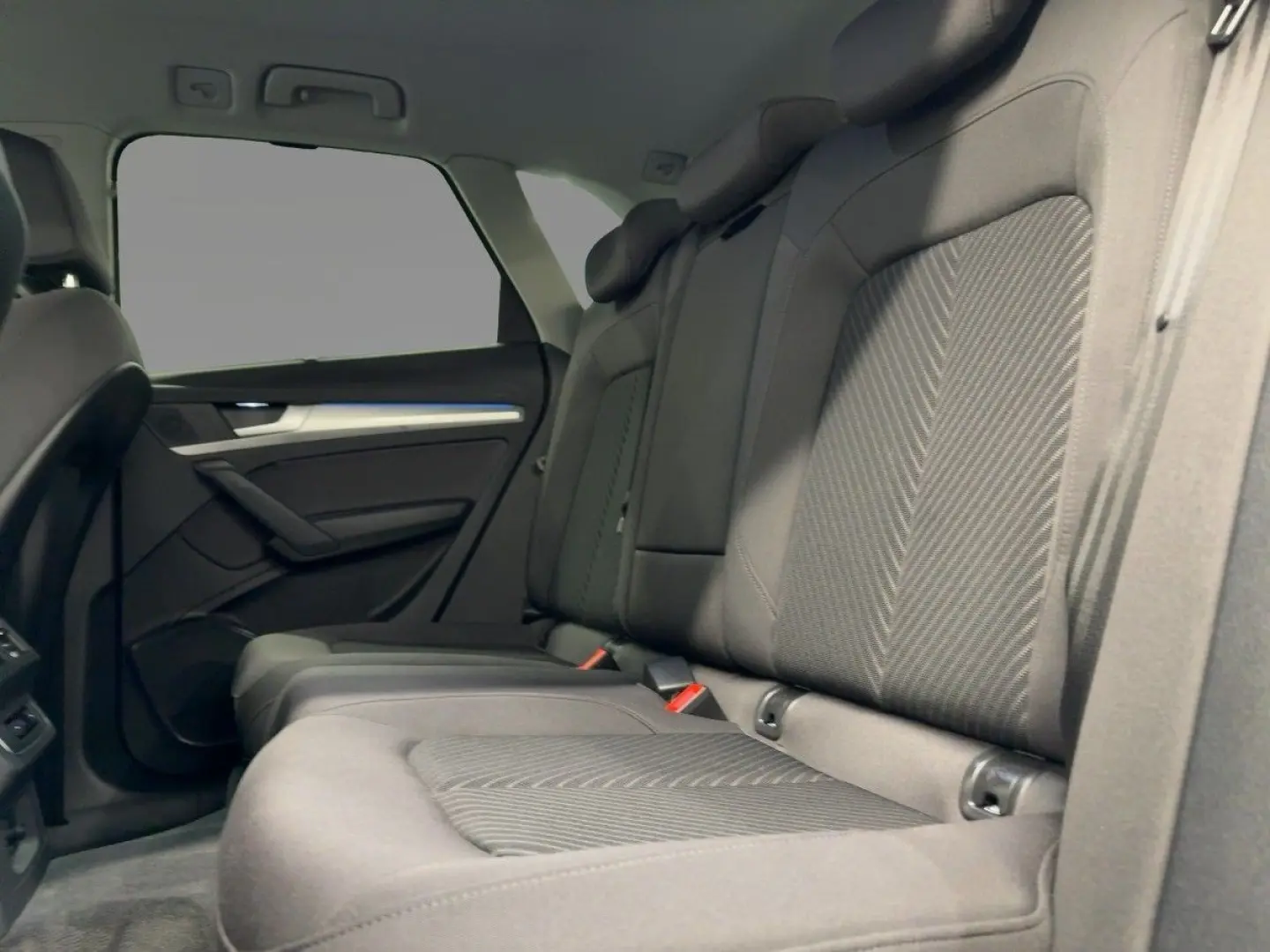 Q5 40 TDI S line quattro Matrix AHK Navi 360