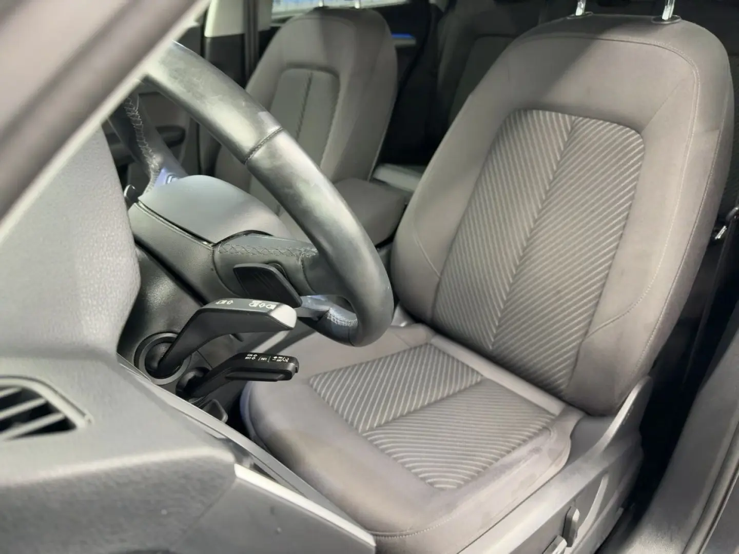 Q5 40 TDI S line quattro Matrix AHK Navi 360