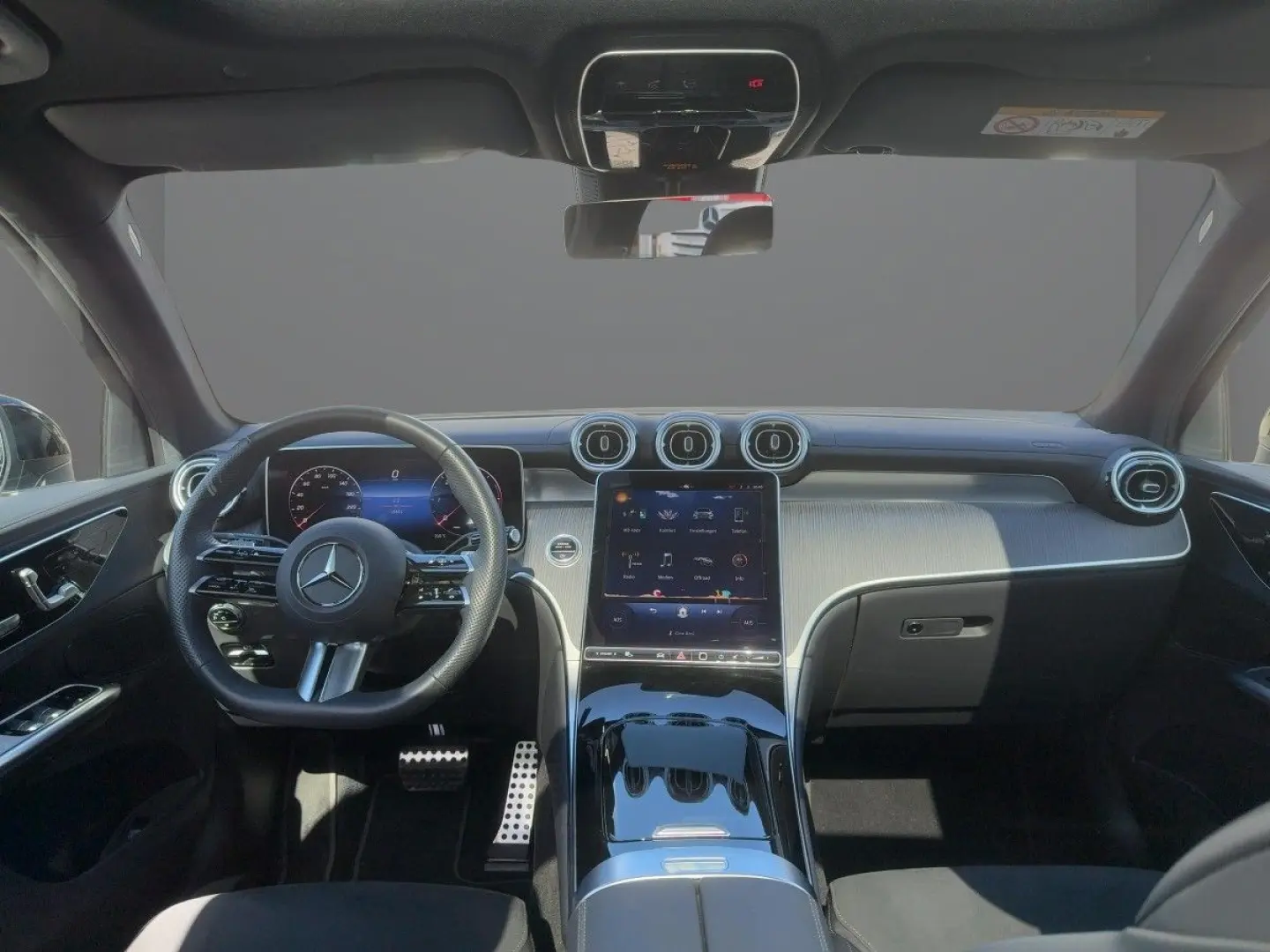 GLC 220 d 4M AMG Line S-Dach TWA Night Pano