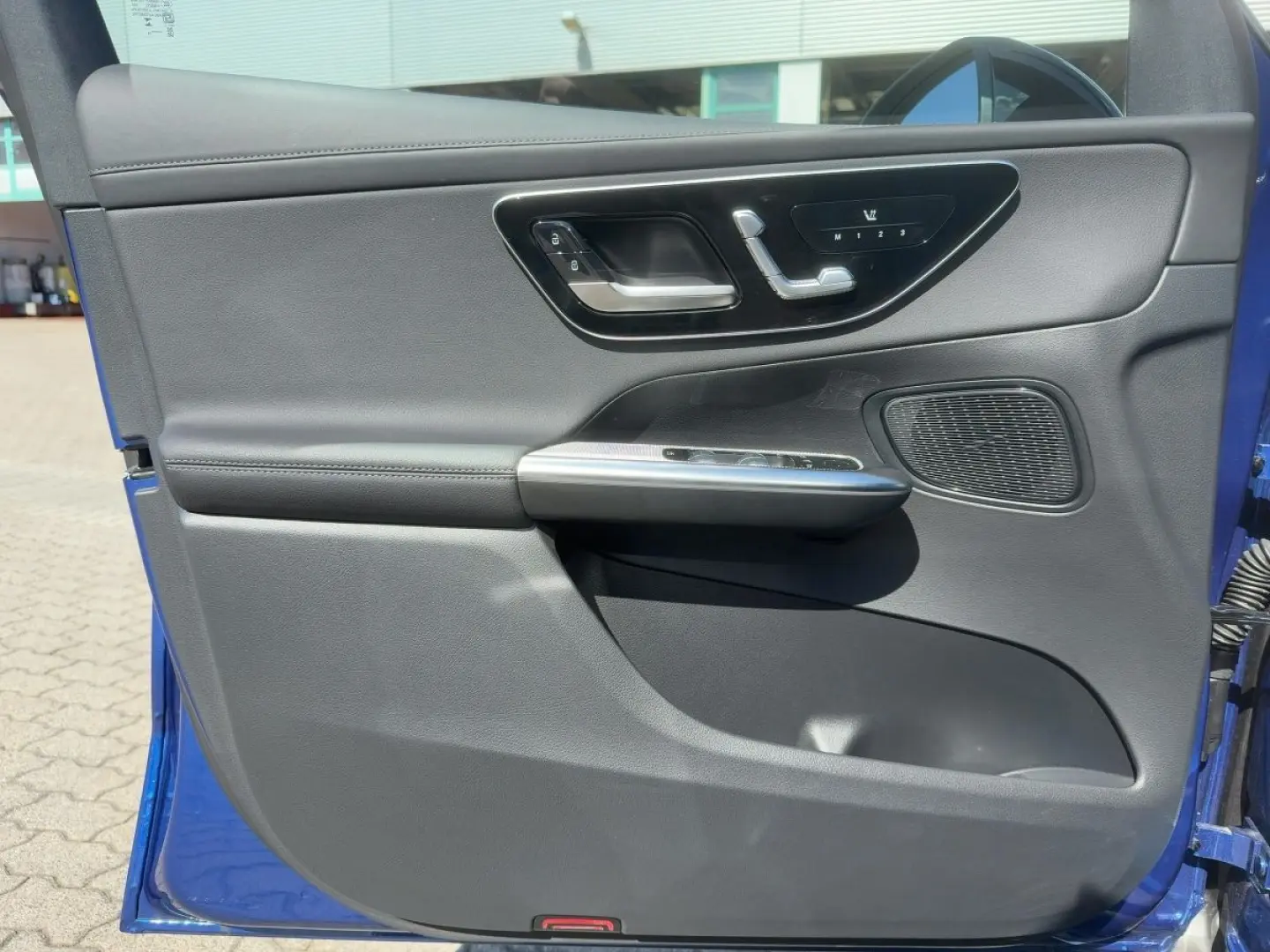 GLC 220 d 4M AMG Line S-Dach TWA Night Pano