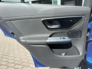 GLC 220 d 4M AMG Line S-Dach TWA Night Pano