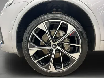Q5Sportback40TDI Qu SLINE MATRIX HUD 360 B&O Massage