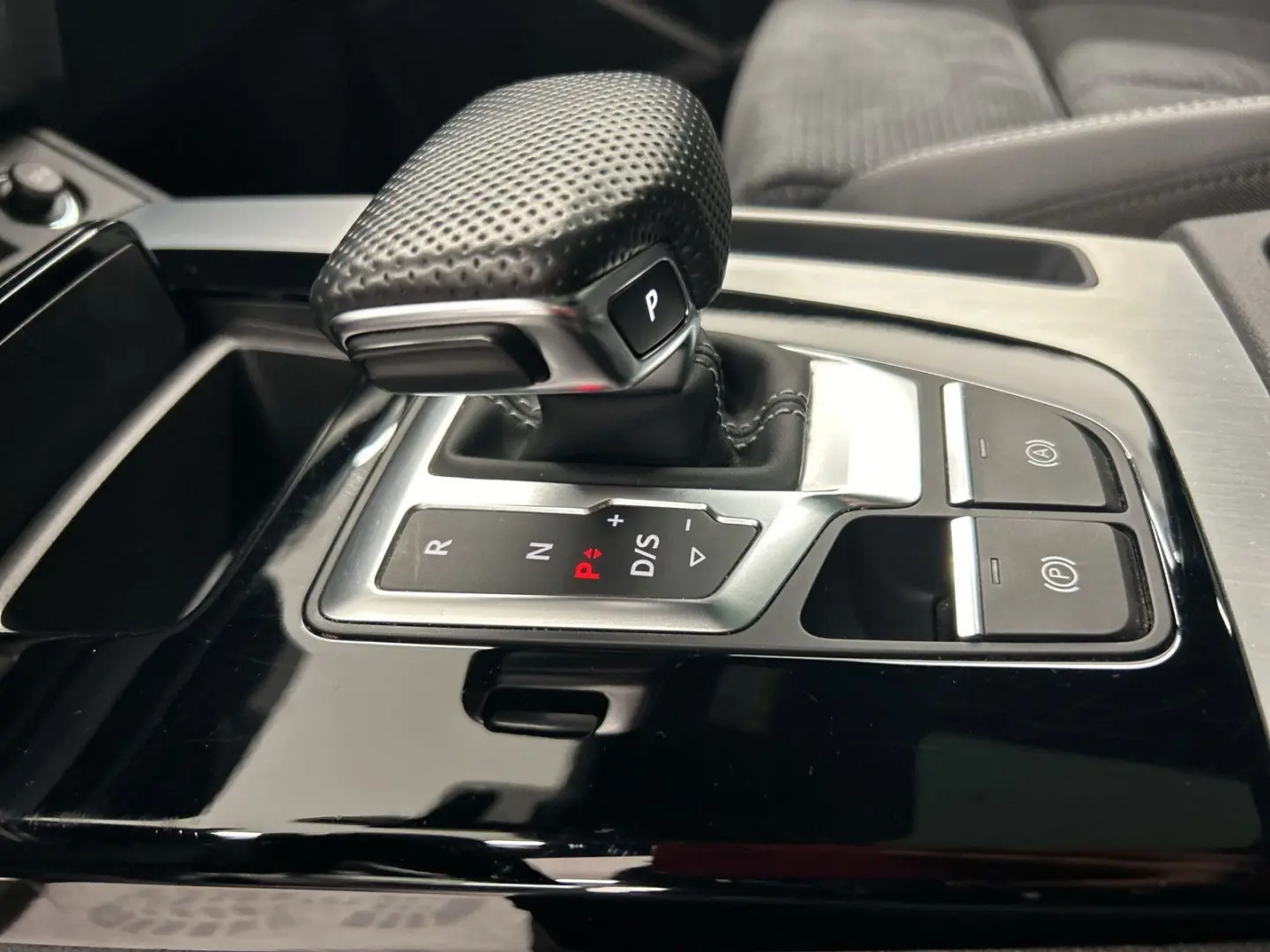 Q5Sportback40TDI Qu SLINE MATRIX HUD 360 B&O Massage