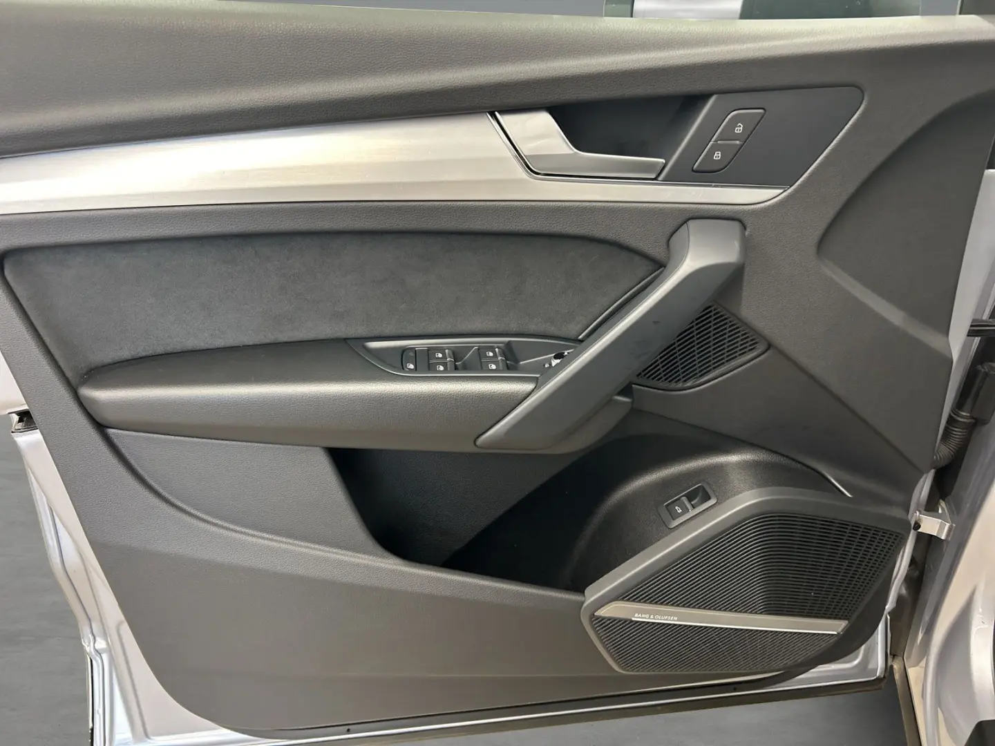 Q5Sportback40TDI Qu SLINE MATRIX HUD 360 B&O Massage