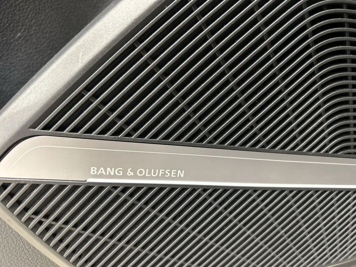 Q5Sportback40TDI Qu SLINE MATRIX HUD 360 B&O Massage