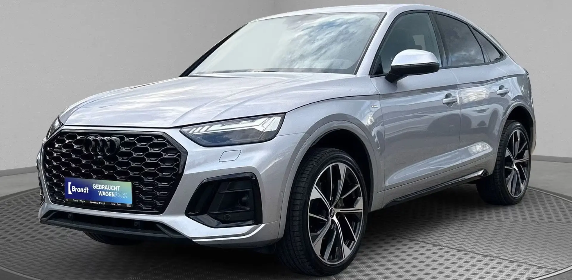 Q5Sportback40TDI Qu SLINE MATRIX HUD 360 B&O Massage