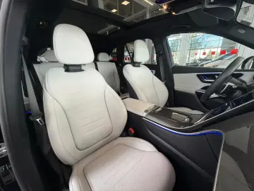 Mercedes-Benz GLC 200 4M AMG PANO 360 NOAPTE