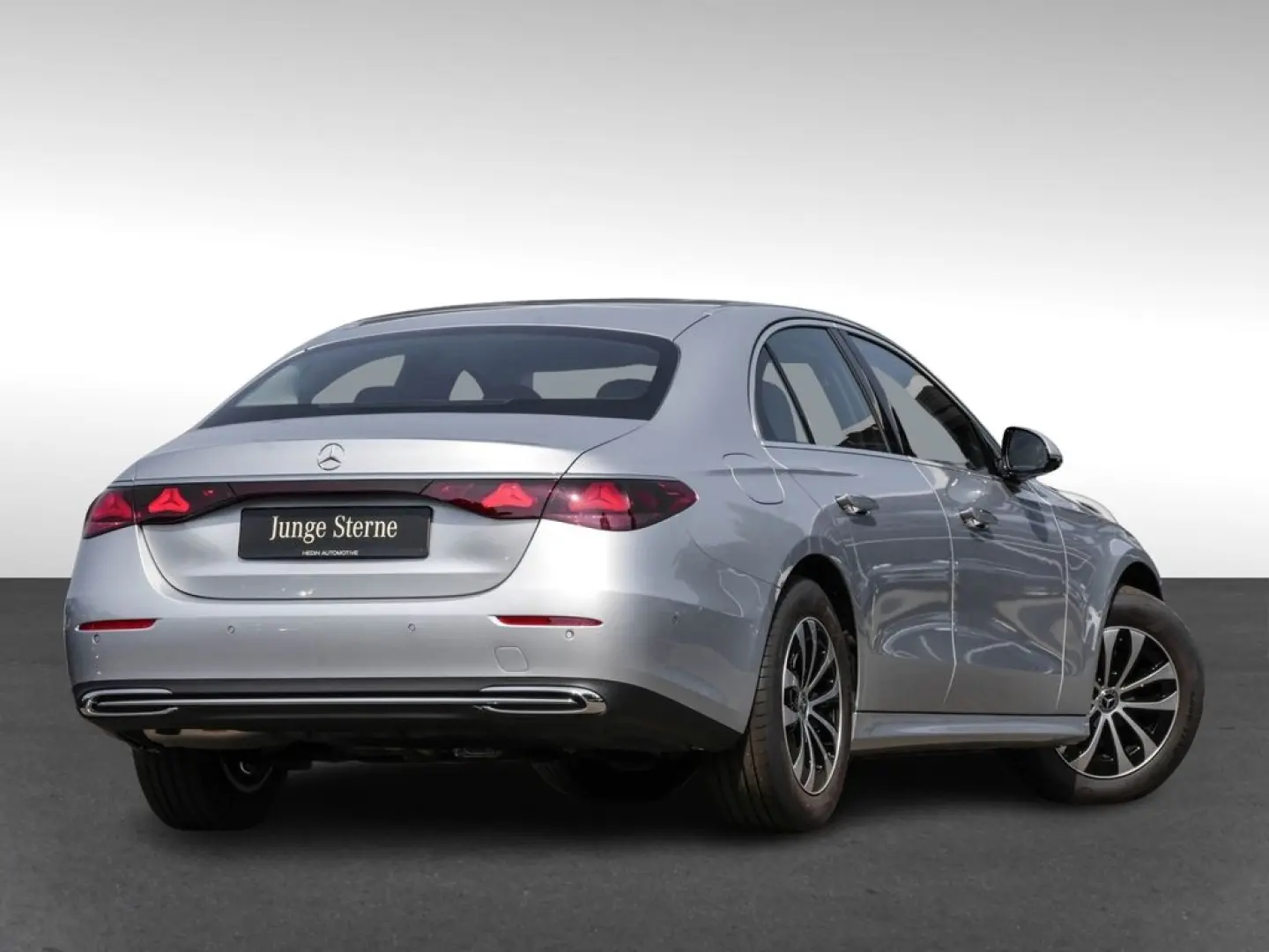 E 200 Limousine  Avantgarde DISTR NAVI KEYL LED