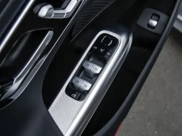 E 200 Limousine  Avantgarde DISTR NAVI KEYL LED