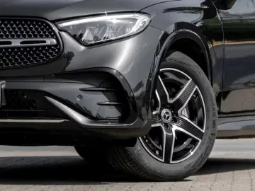 Mercedes-Benz GLC 200 4M Coupé AMG-Sport Pano AHK