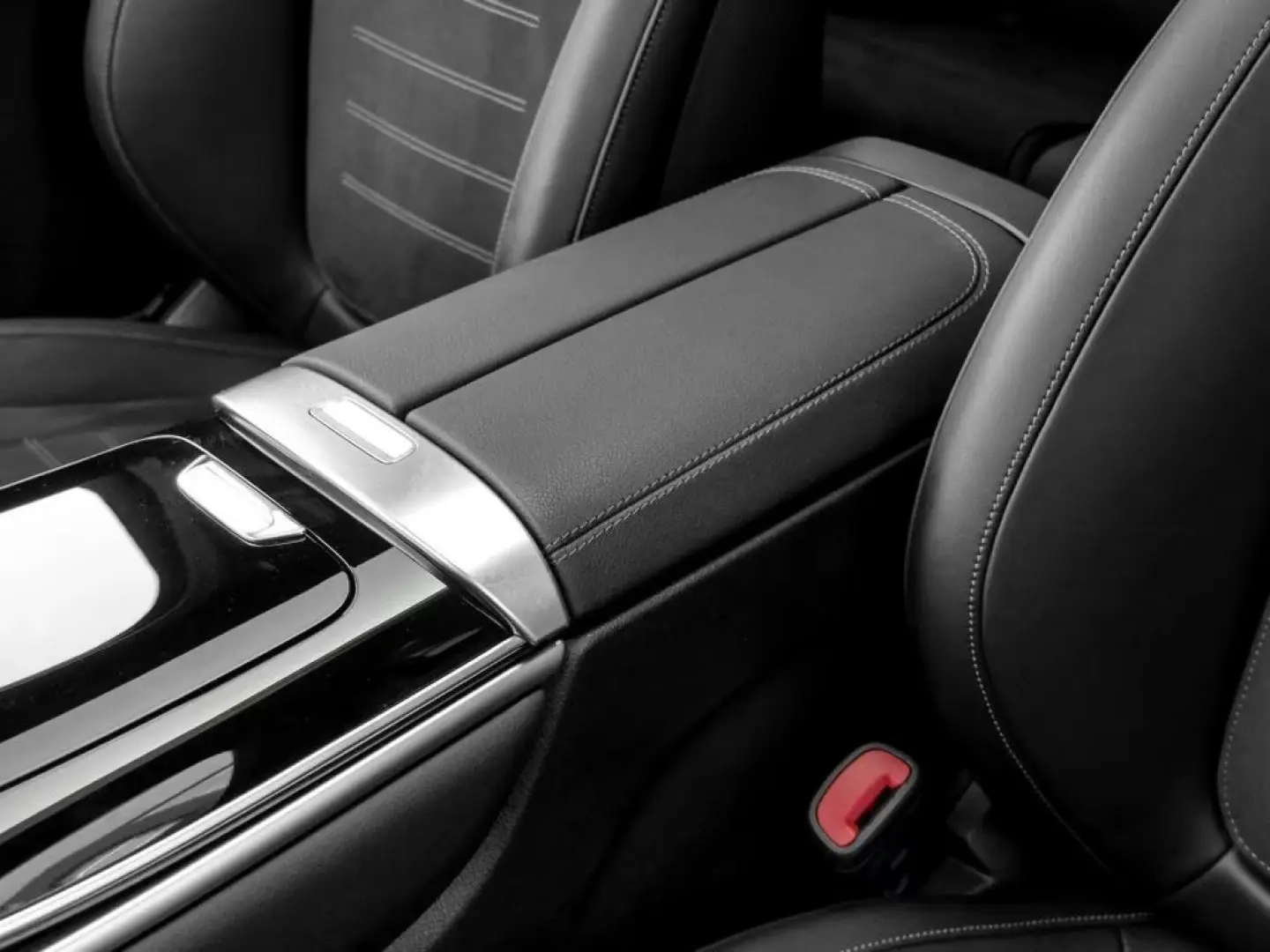 Mercedes-Benz GLC 200 4M Coupé AMG-Sport Pano AHK