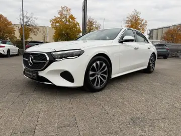 E 200 Avantgarde Advan  AHK Digital DISTR 360