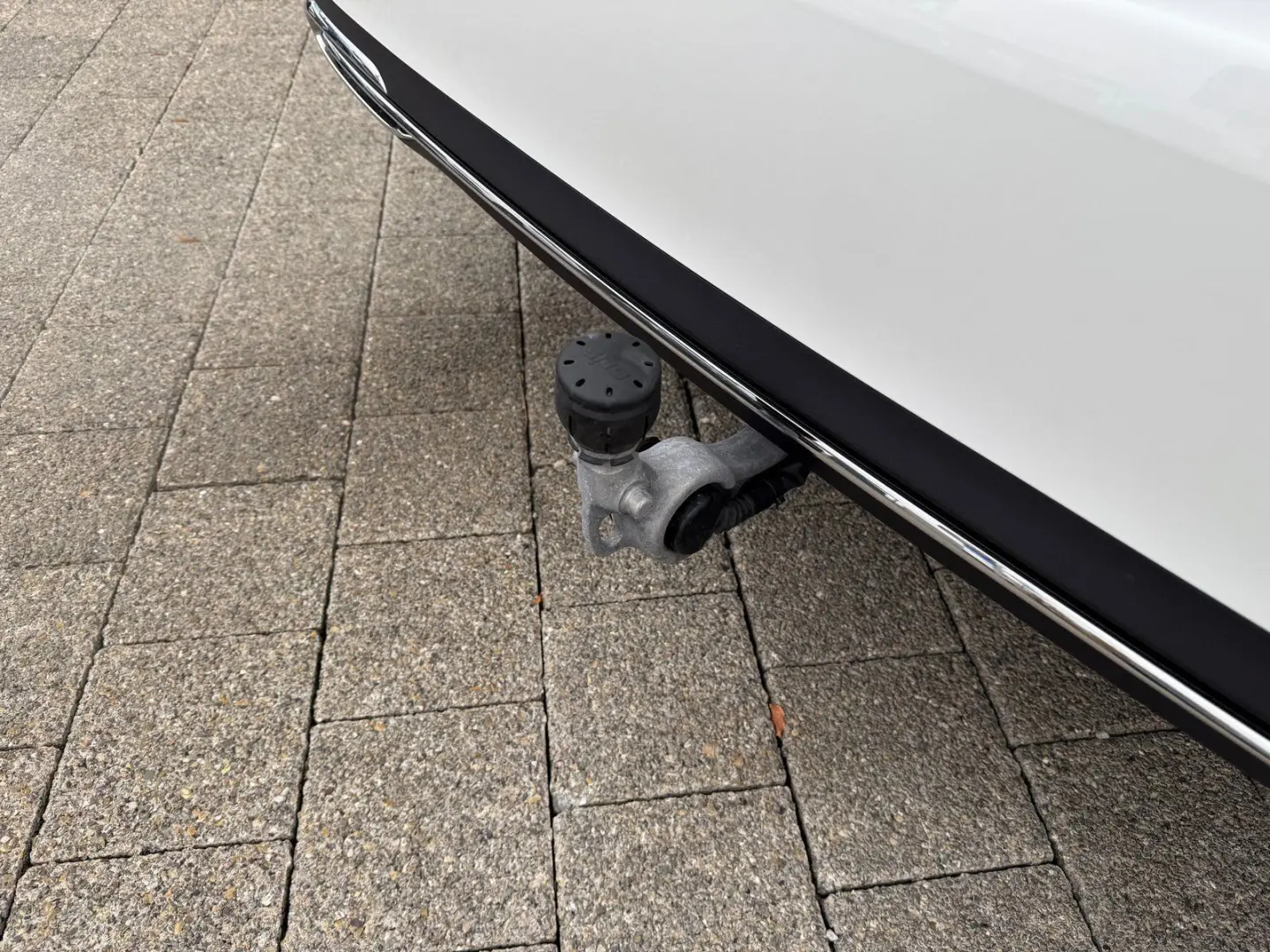 E 200 Avantgarde Advan  AHK Digital DISTR 360