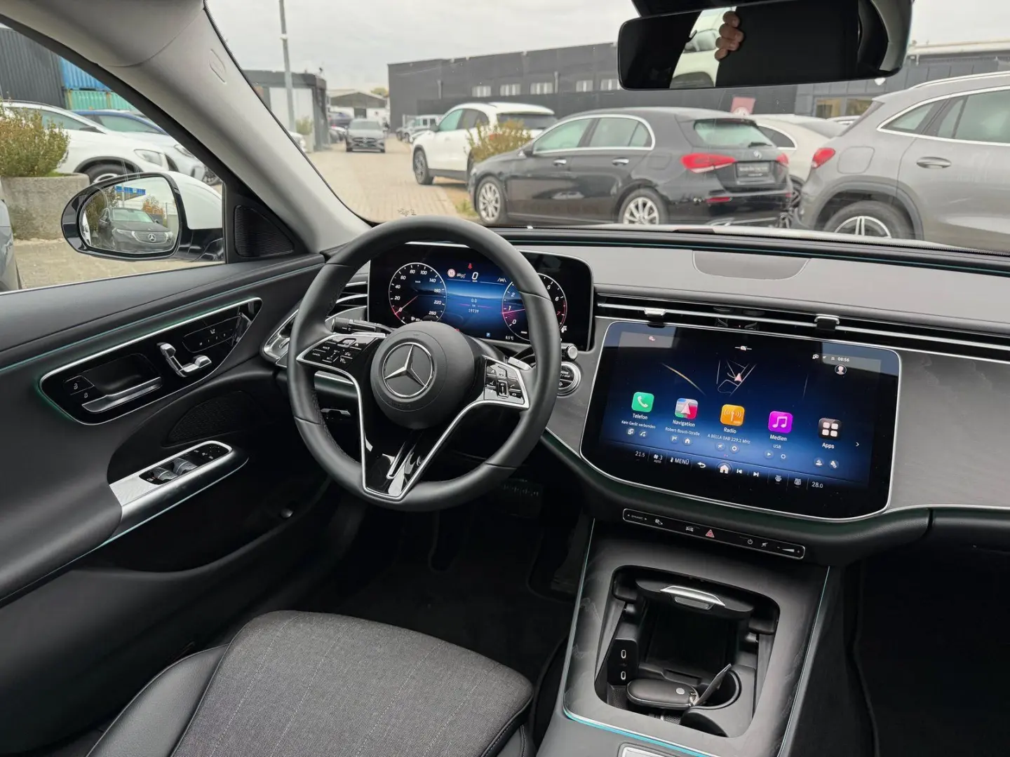 E 200 Avantgarde Advan  AHK Digital DISTR 360