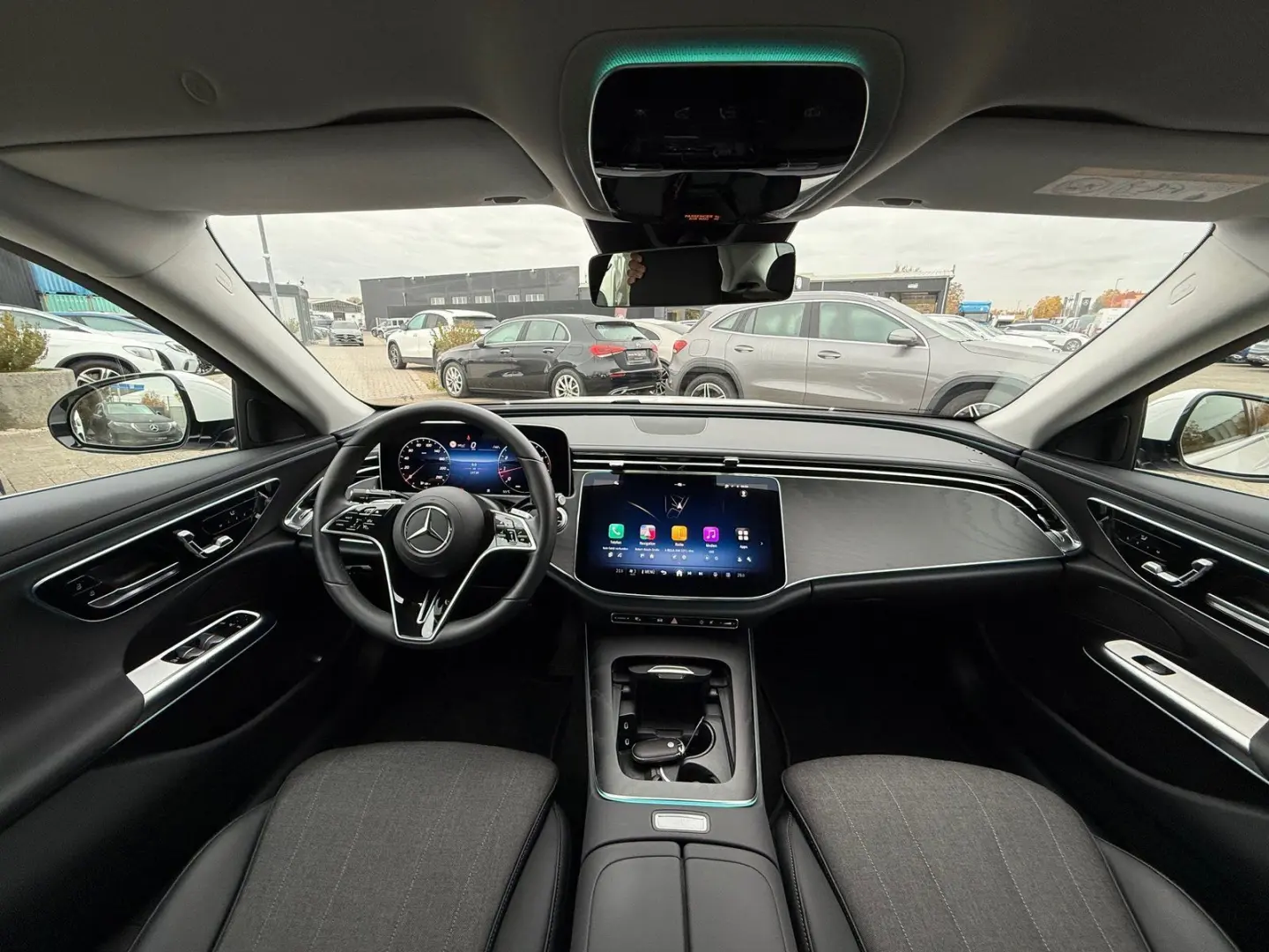 E 200 Avantgarde Advan  AHK Digital DISTR 360