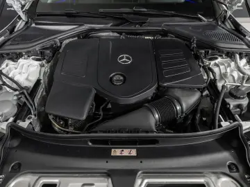 E 200 AMG DIG.LIGHT  Distronic  360   Memory SHZ