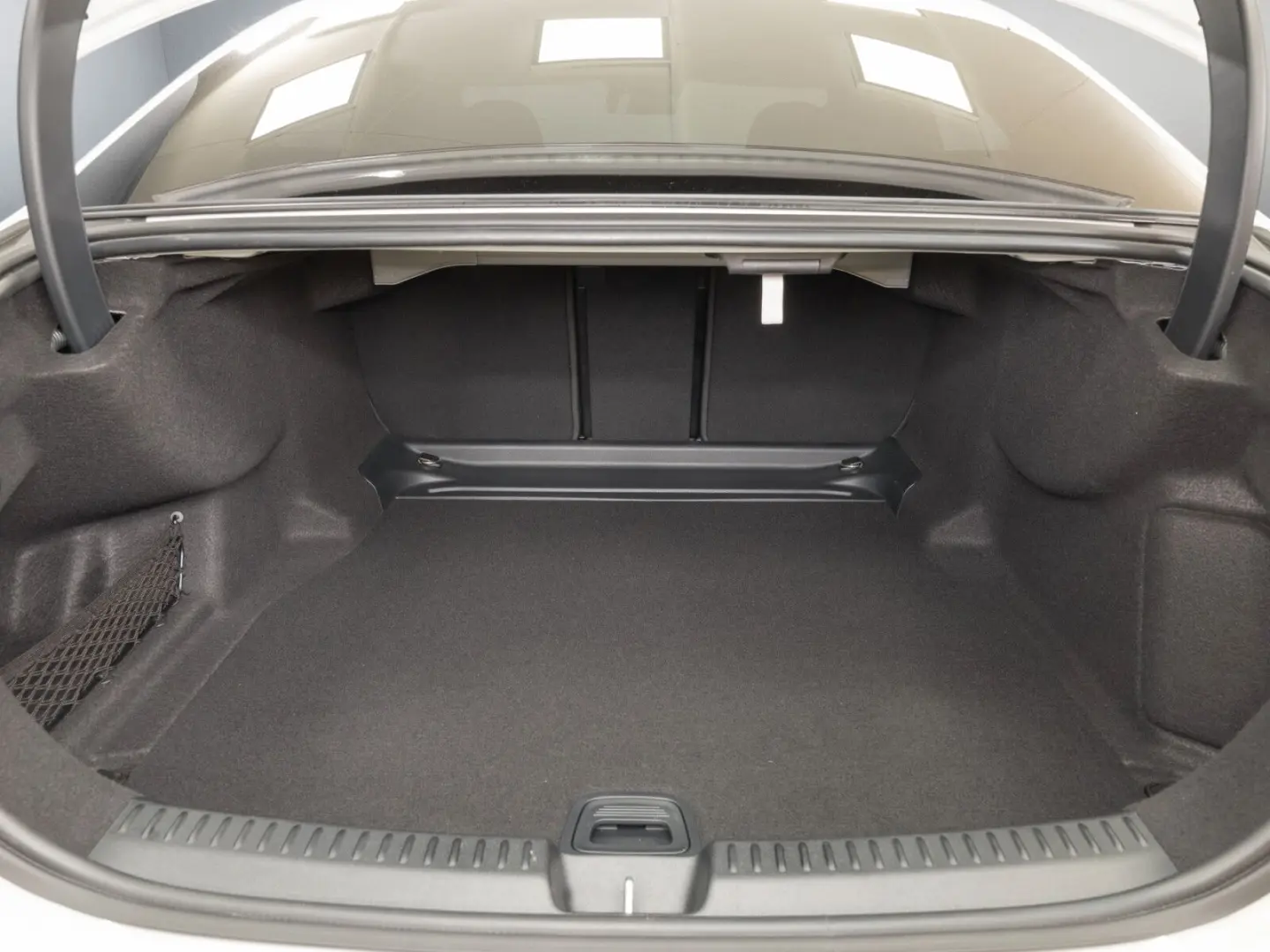 E 200 AMG DIG.LIGHT  Distronic  360   Memory SHZ