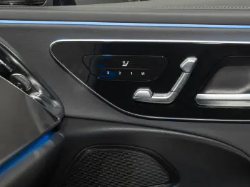 E 200 AMG DIG.LIGHT  Distronic  360   Memory SHZ