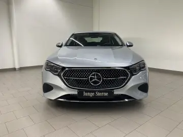 E 220 d AVA DISTR AHK KEY MEMO DIGITAL LIGHT 360