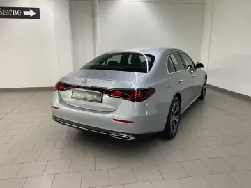 E 220 d AVA DISTR AHK KEY MEMO DIGITAL LIGHT 360