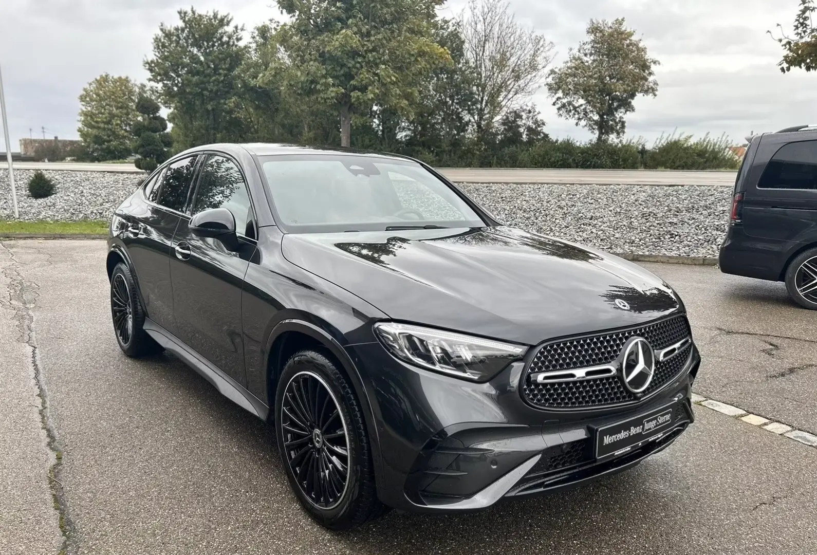 Mercedes-Benz GLC 200 4M Coupé AMG Night AHK LED