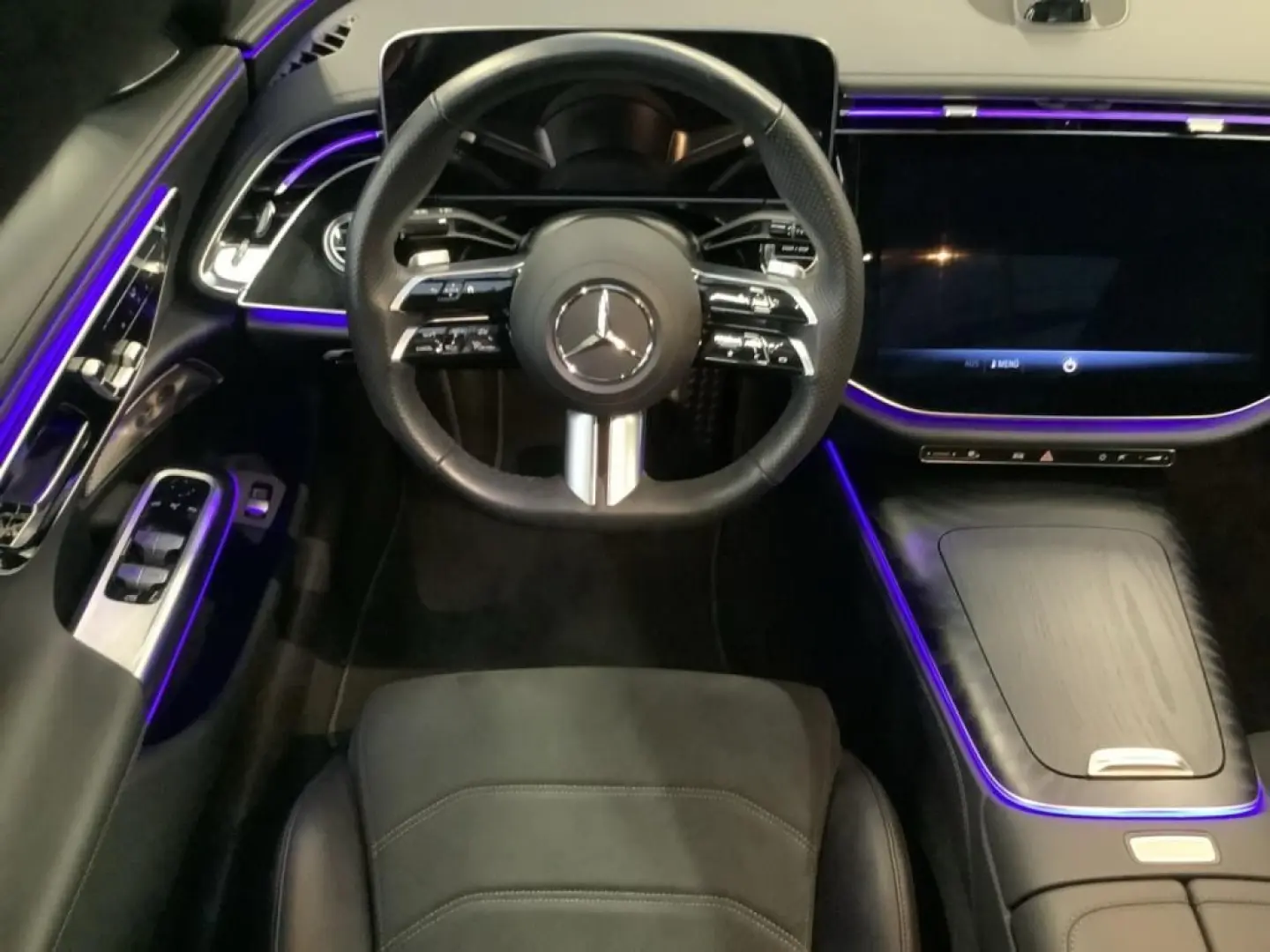 E 200 AMG Night Digital Superscreen Burmester 360