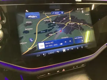 E 200 AMG Night Digital Superscreen Burmester 360