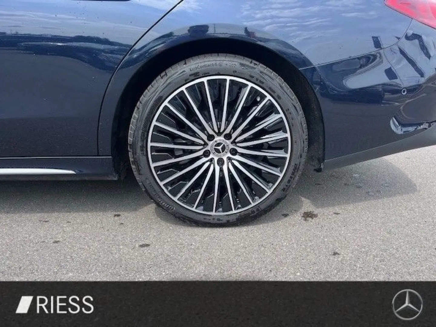 E 220 d AMG Sport Superscreen Burmester Ventilation