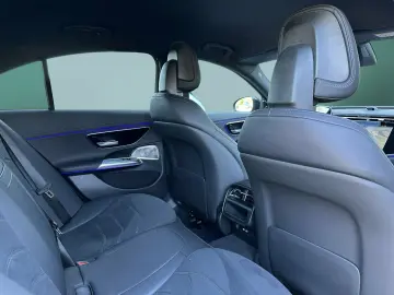 E 220 d AMG NIGHT SUPERSCREEN DISTRO BURME 360