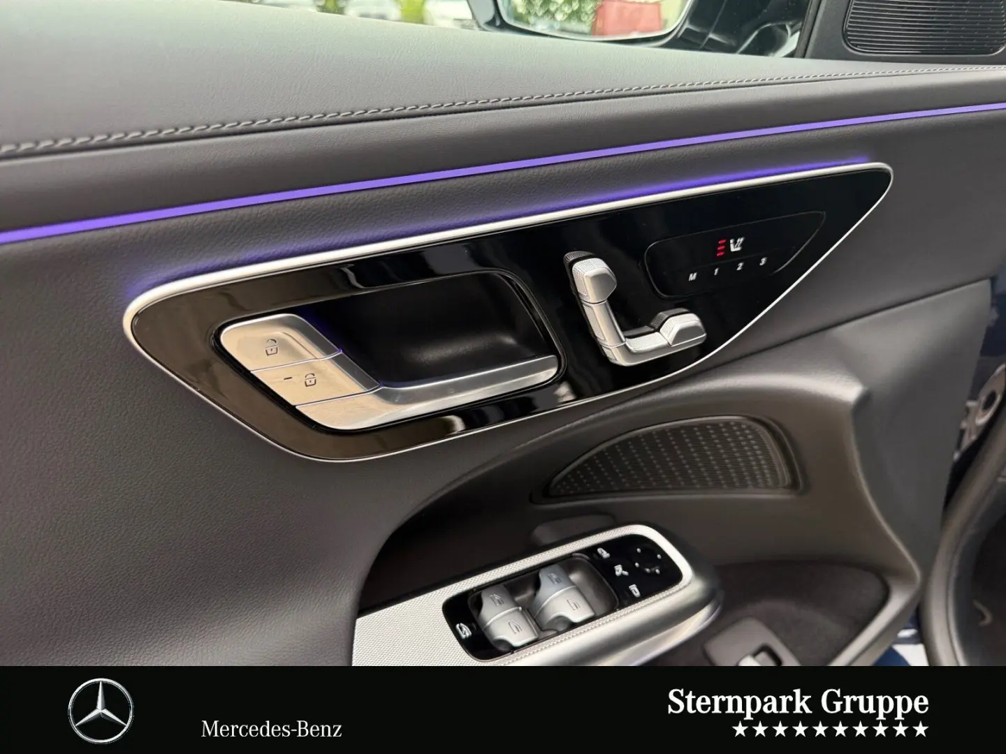 E 220 d AMG Distronic Superscreen 360  Memory 20