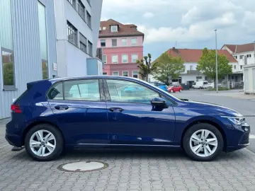 Golf VIII Lim. Life eTSI LED Ambilight ACC Spur