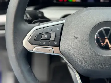 Golf VIII Lim. Life eTSI LED Ambilight ACC Spur