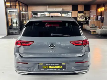 Golf Active 1.5 eTSI  DSG NAVI KLIMA PDC SHZ ACC