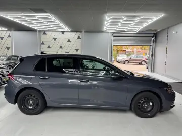 Golf Active 1.5 eTSI  DSG NAVI KLIMA PDC SHZ ACC