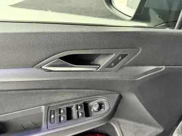 Golf Active 1.5 eTSI  DSG NAVI KLIMA PDC SHZ ACC