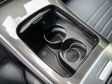 Mercedes-Benz GLC 200 COUPÈ-AMG-DISTRONIC