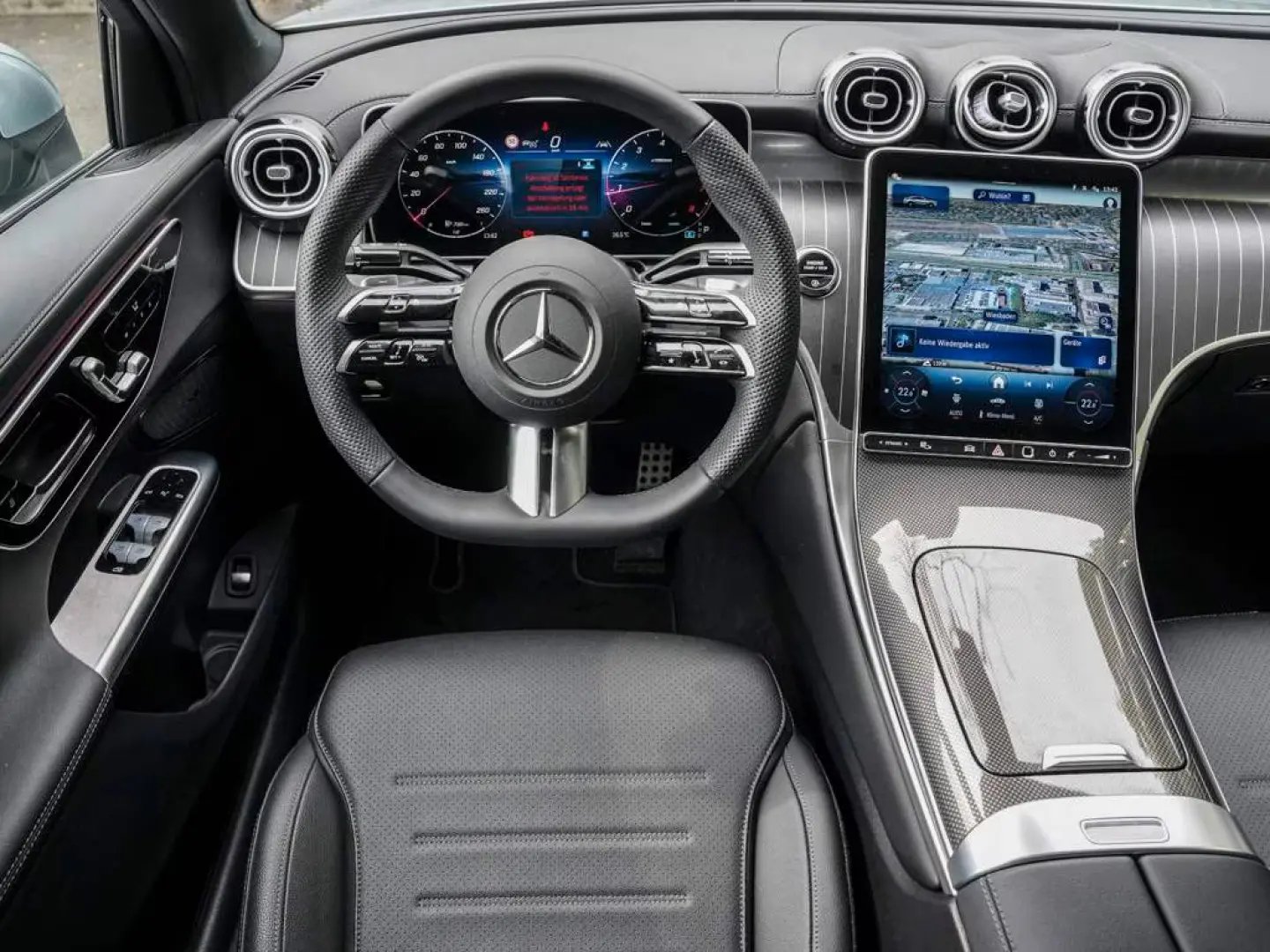 Mercedes-Benz GLC 200 COUPÈ-AMG-DISTRONIC