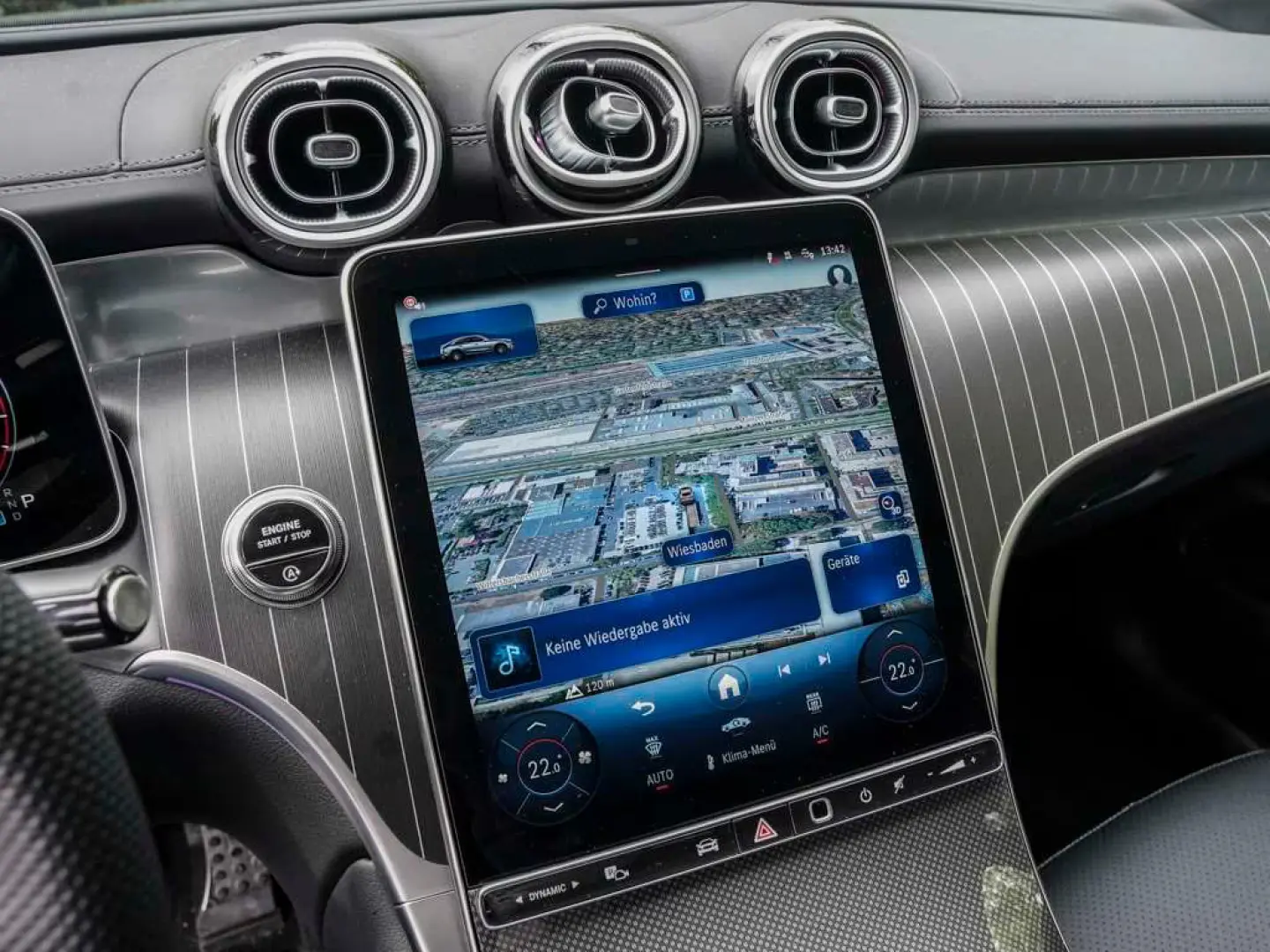 Mercedes-Benz GLC 200 COUPÈ-AMG-DISTRONIC