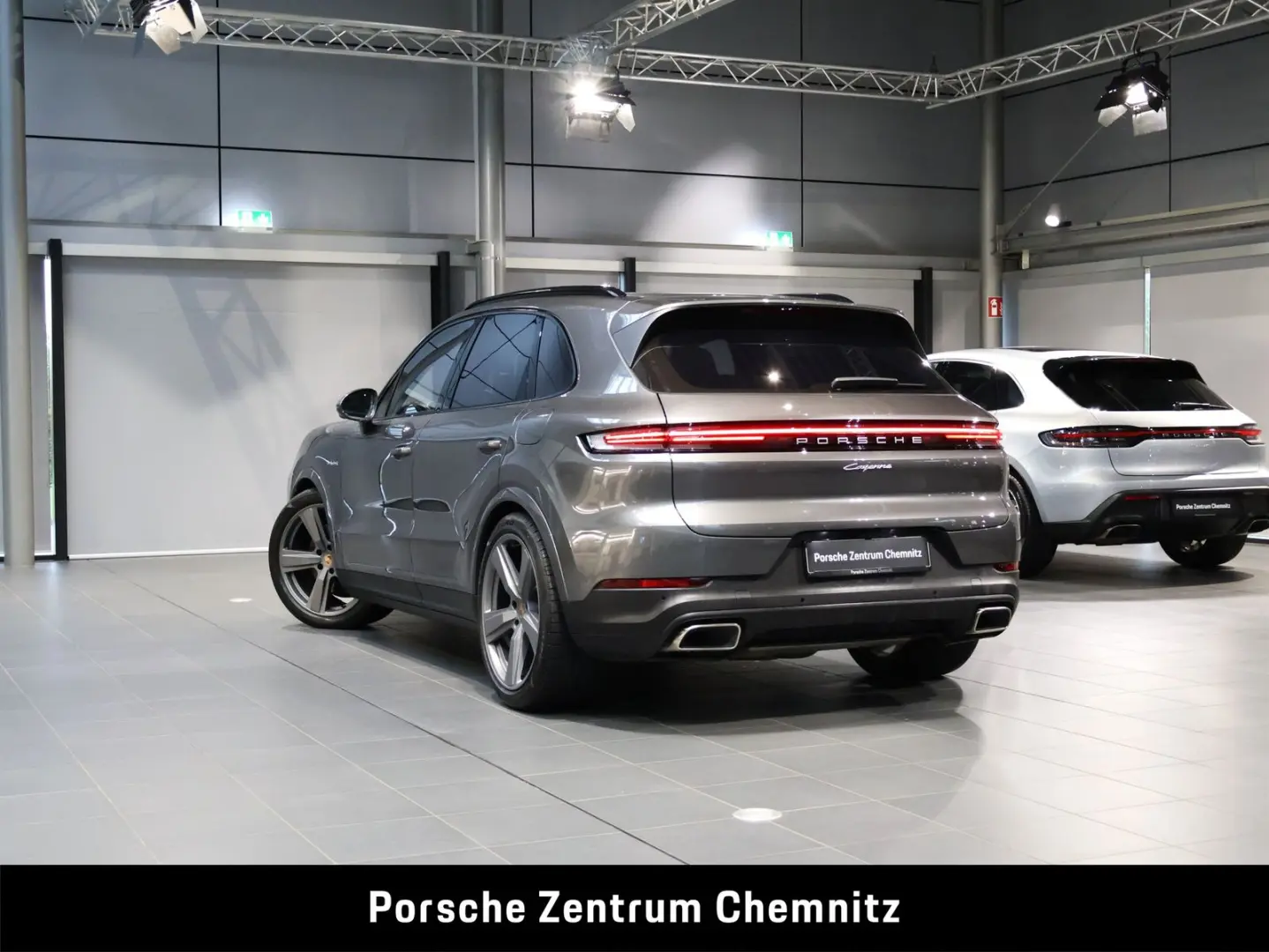 Cayenne E-Hybrid Luft;Sitzbelüft.;BOSE;18-Wege