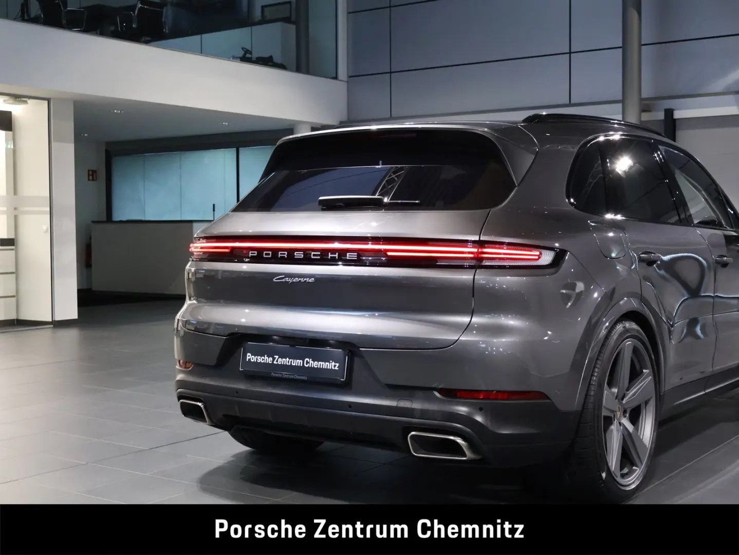 Cayenne E-Hybrid Luft;Sitzbelüft.;BOSE;18-Wege