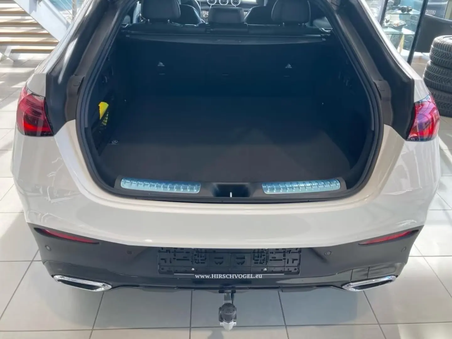 Mercedes-Benz GLC 200 EDIȚIA 4M AMG-Line Night AHK