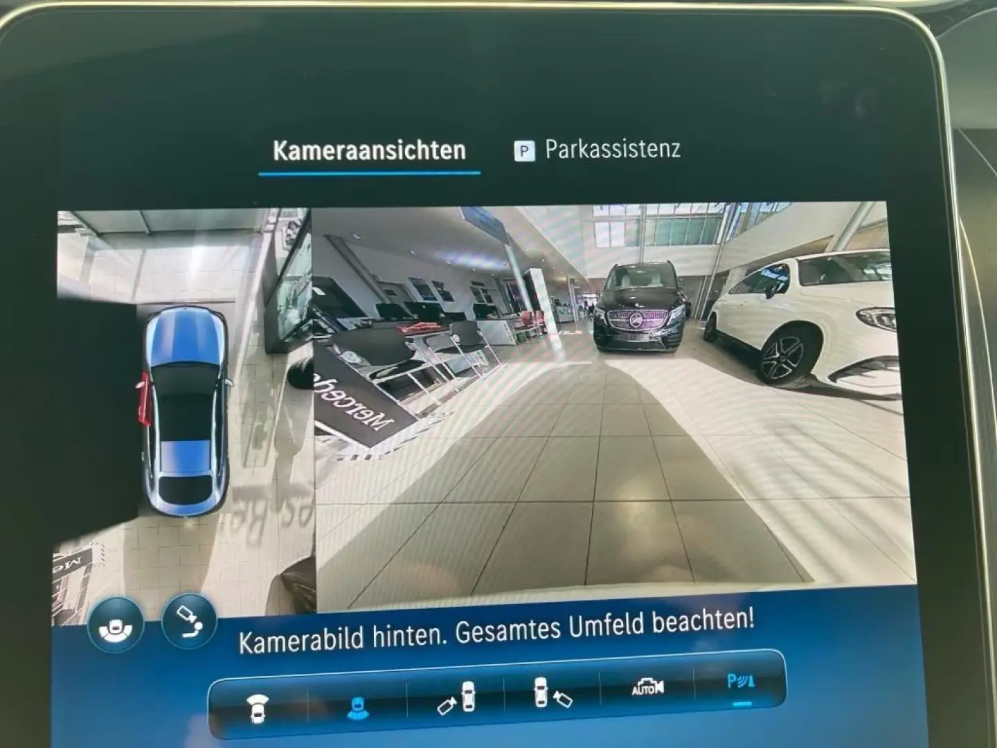 Mercedes-Benz GLC 200 EDIȚIA 4M AMG-Line Night AHK