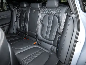 X6 xDrive30d M Sport HUD RFK NAVI LED Sound Syst