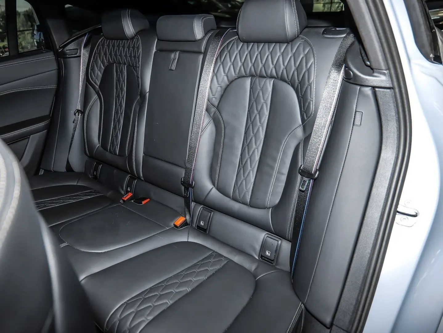 X6 xDrive30d M Sport HUD RFK NAVI LED Sound Syst