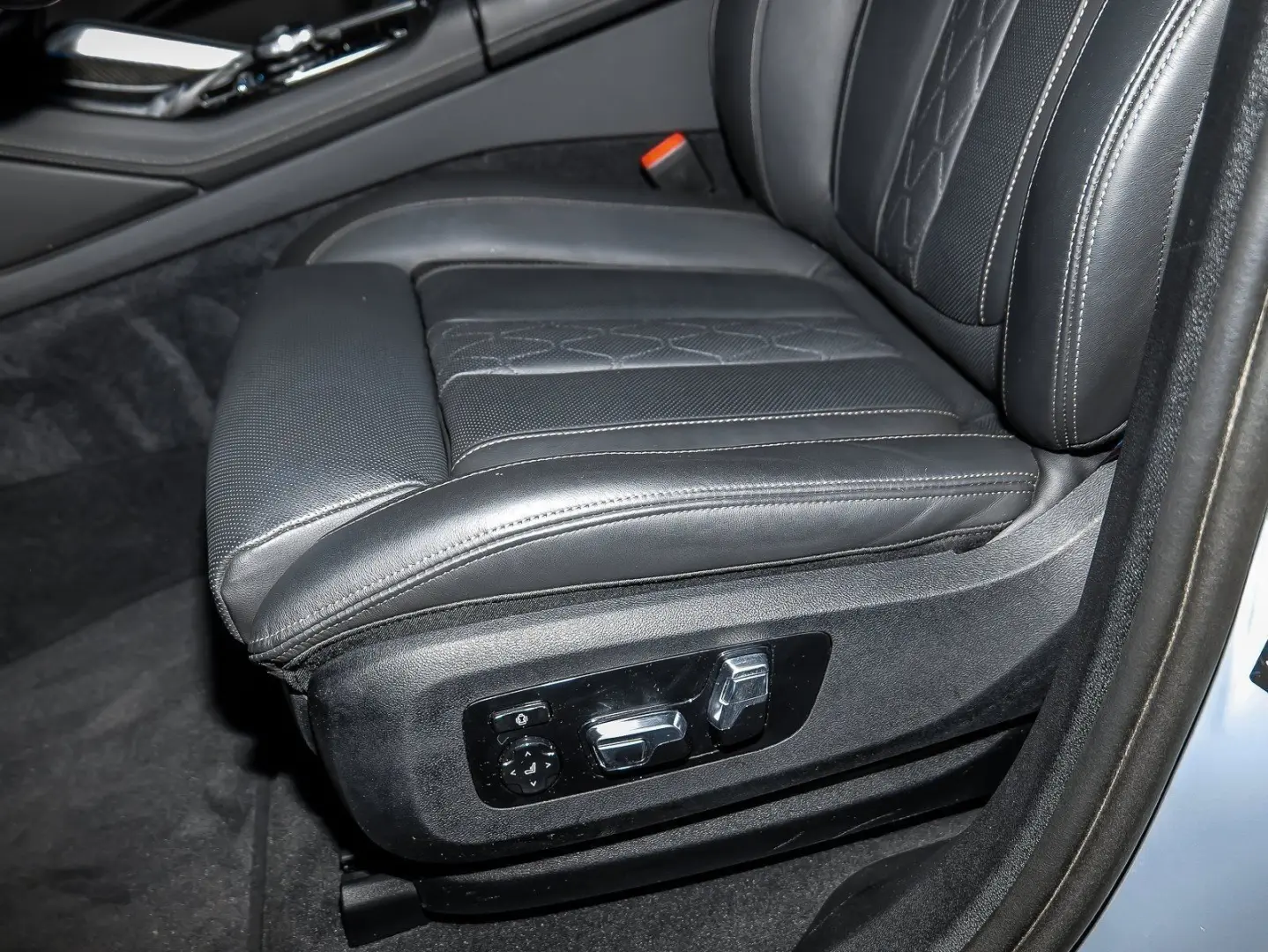 X6 xDrive30d M Sport HUD RFK NAVI LED Sound Syst