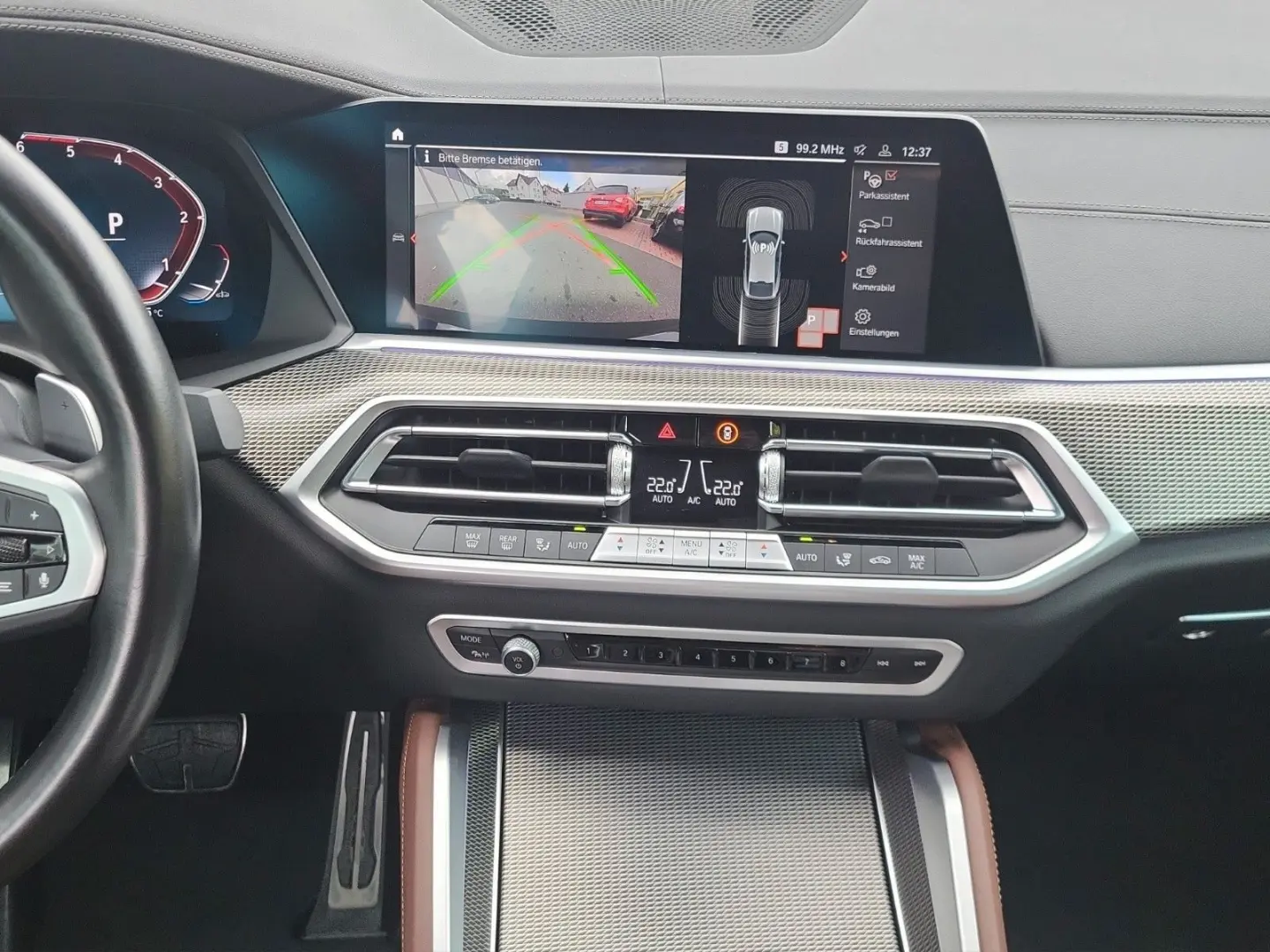 X6 xDrive 40 d M Sport Iconic Glow H&K 22