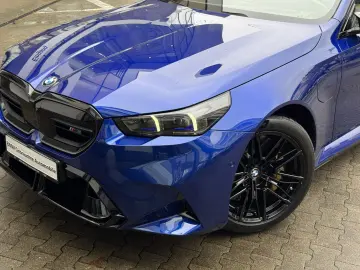 M5 Limousine M Drivers B&W DA Prof PA Prof HuD