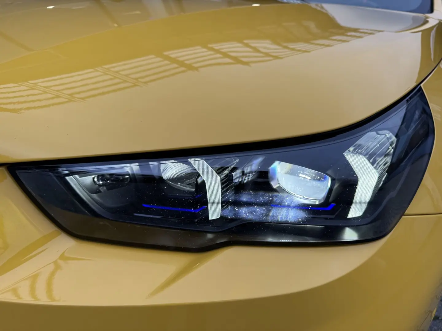 M5 Limousine Individ. PANO B&W CarbonKeram 0 5%