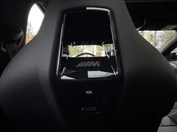 M5 Limousine Individ. PANO B&W CarbonKeram 0 5%